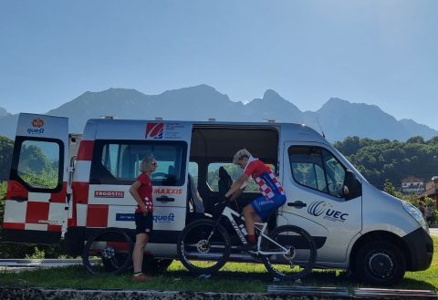 0e3de707-80a7-4f5f-8f90-86dbd9c764cb