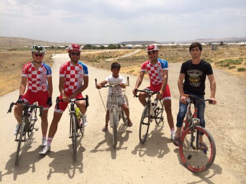 image-ce940ab4c38bc45d0dca2467ef112d3b73cdac87ca36e9e3c29cb36e9878e9f5-v