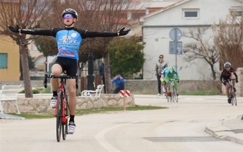 29066996_1397071853732292_626082364899983360_n