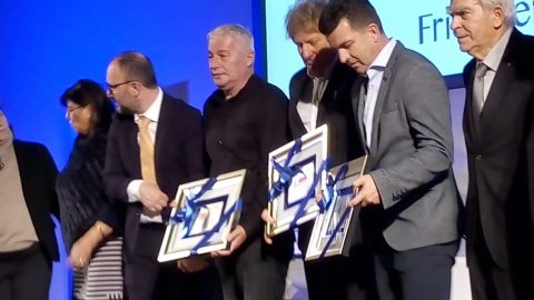 img-4b91afe95f69bb56caba0dd3b7dbe669-v1